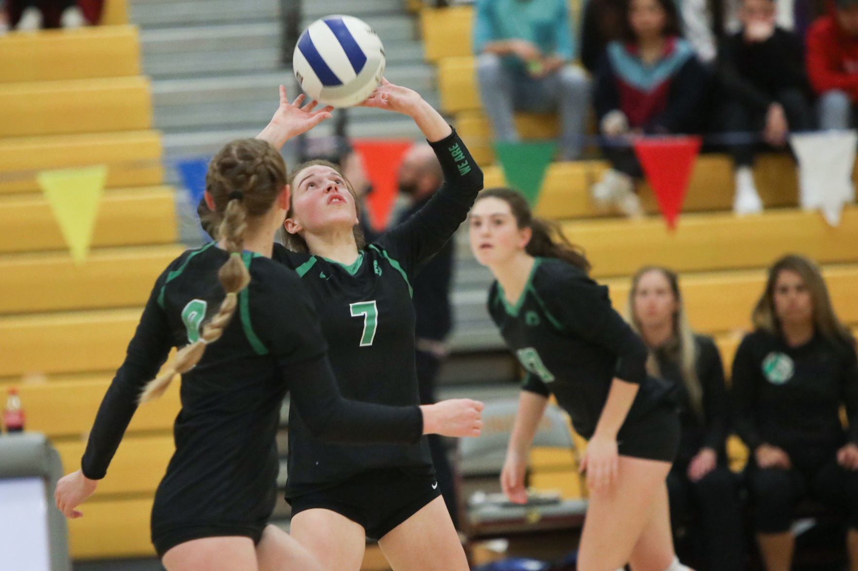 Sweet Home vs. Valley Catholic Volleyball Championship